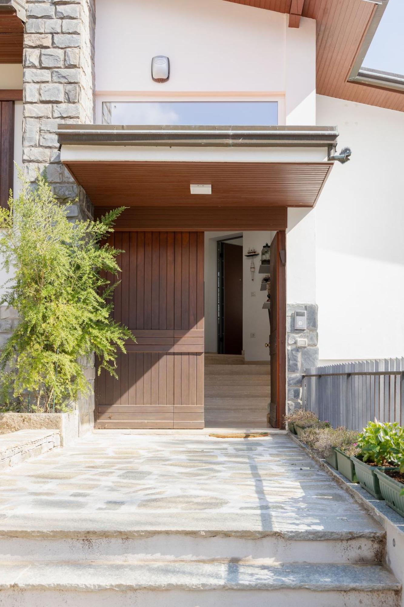 Maestrale Apartment Nebbiuno ภายนอก รูปภาพ
